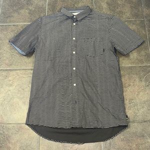 Quiksilver Modern Fit Short Sleeve Button Up
